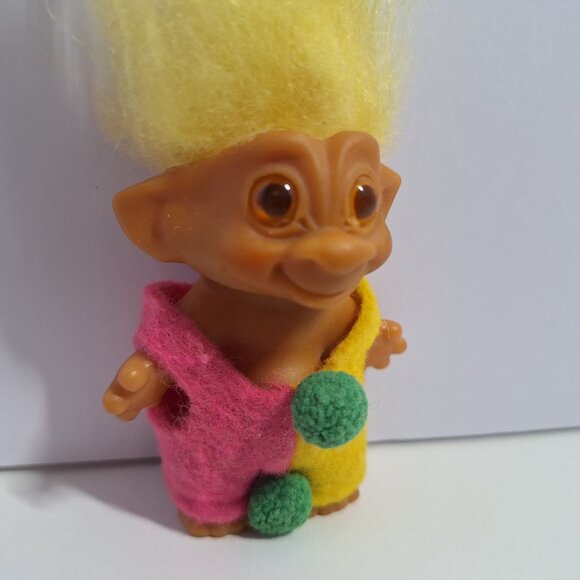 Vintage 60s Wishnik Clown Troll Doll Long Yellow Hair & Pink Yellow Outfit 3" - Picture 2 of 9